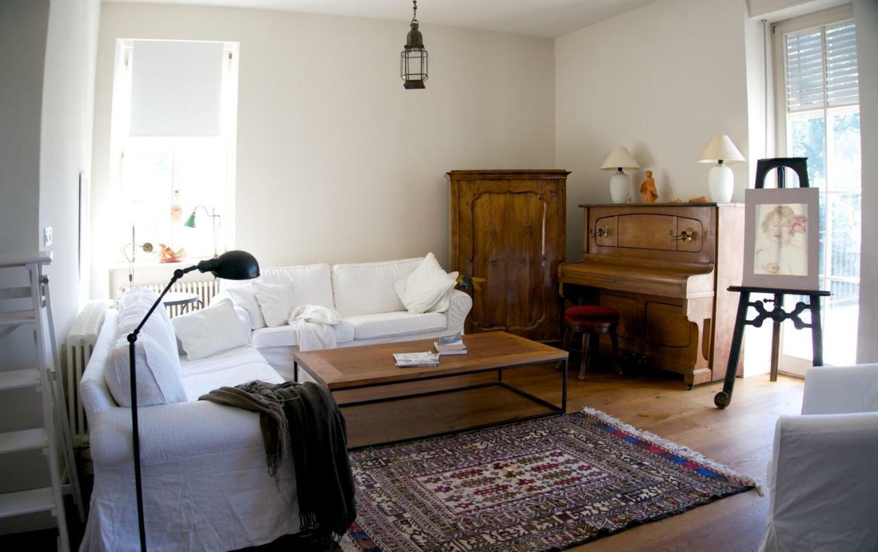 Embassy Row Bnb Загреб Экстерьер фото